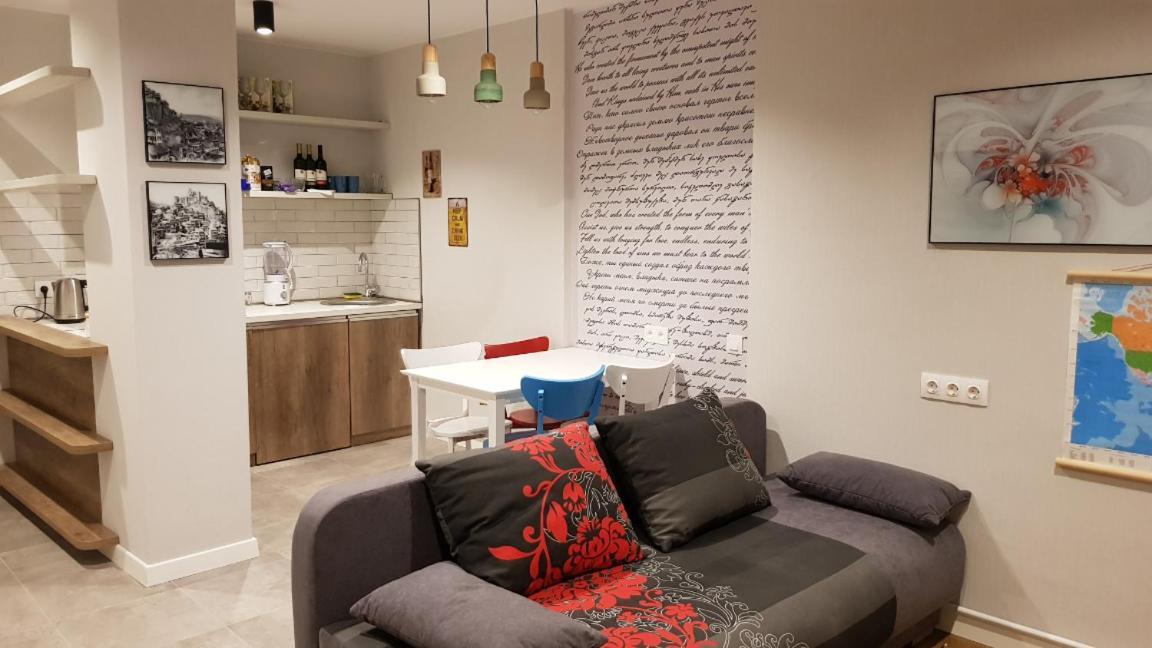 Your Home In Tbilisi: Cosy Stay In The Old City Extérieur photo