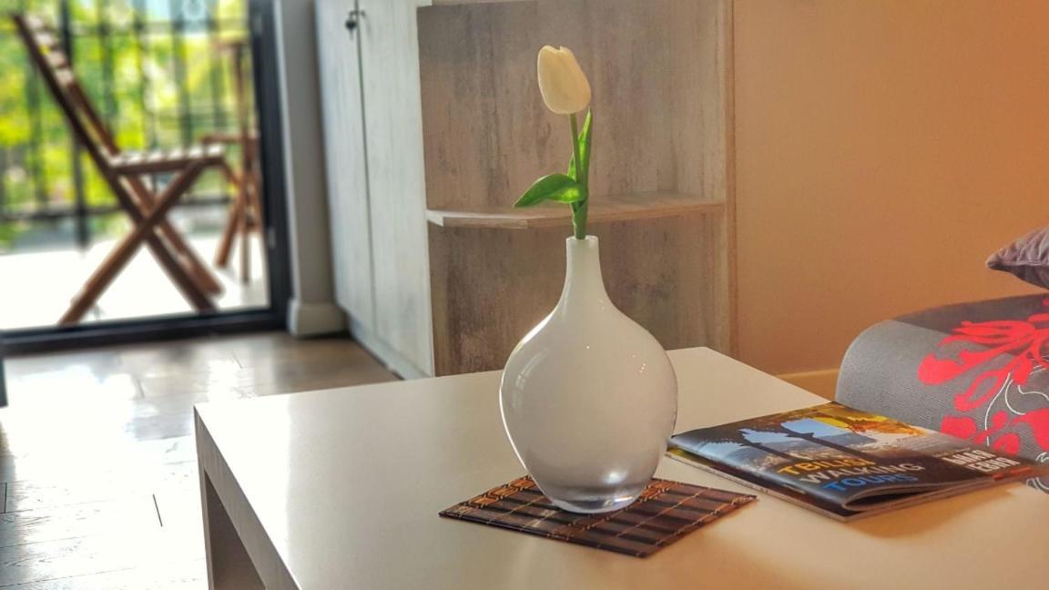 Your Home In Tbilisi: Cosy Stay In The Old City Extérieur photo